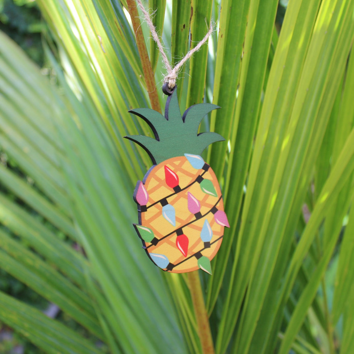 PINEAPPLE LIGHTS ORNAMENT