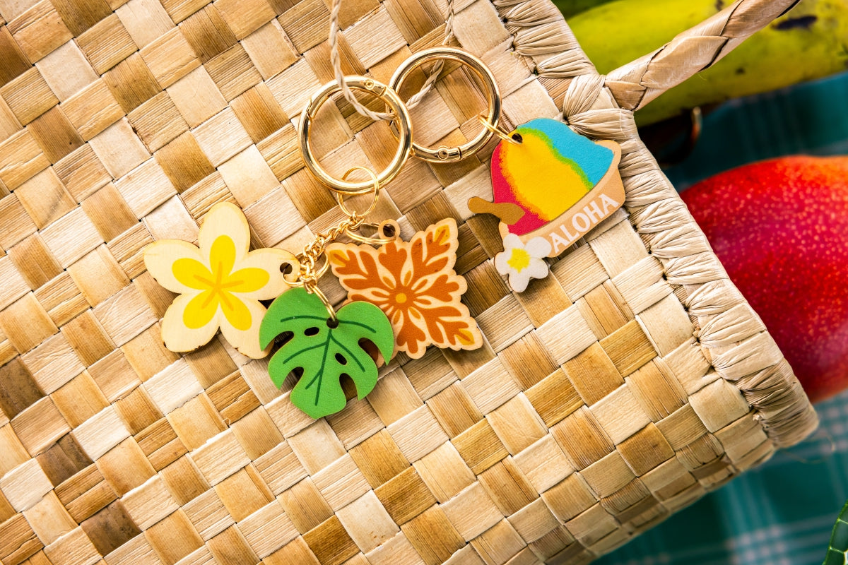 PLUMERIA MONSTERA CHAIN BAG CHARM
