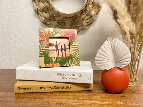 VINTAGE FLORAL MINI PICTURE FRAME