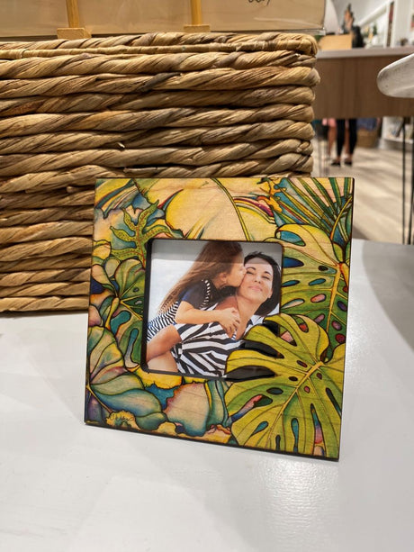 ISLAND OASIS MINI PICTURE FRAME