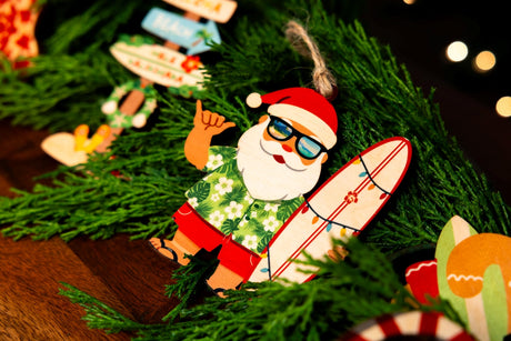 SANTA SHAKA SURF ORNAMENT
