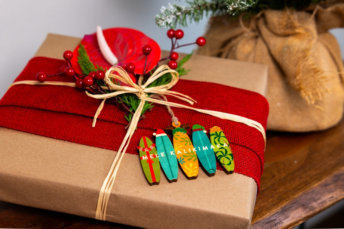 MELE KALIKIMAKA SURFBOARDS ORNAMENT